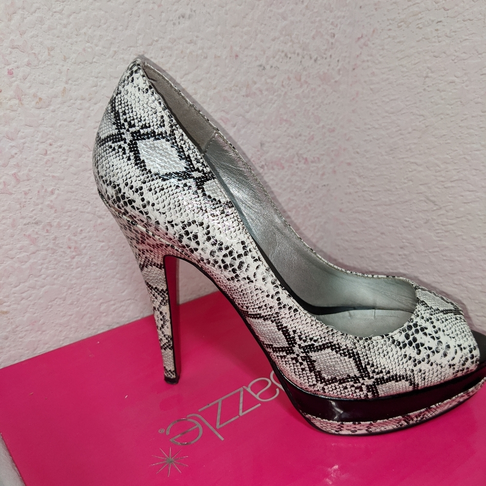 Black & White Peep Toe Heel